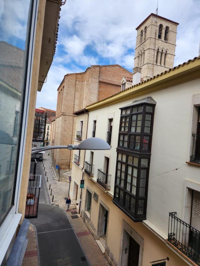 Apartamento Paula 巴利亚多利德 外观 照片