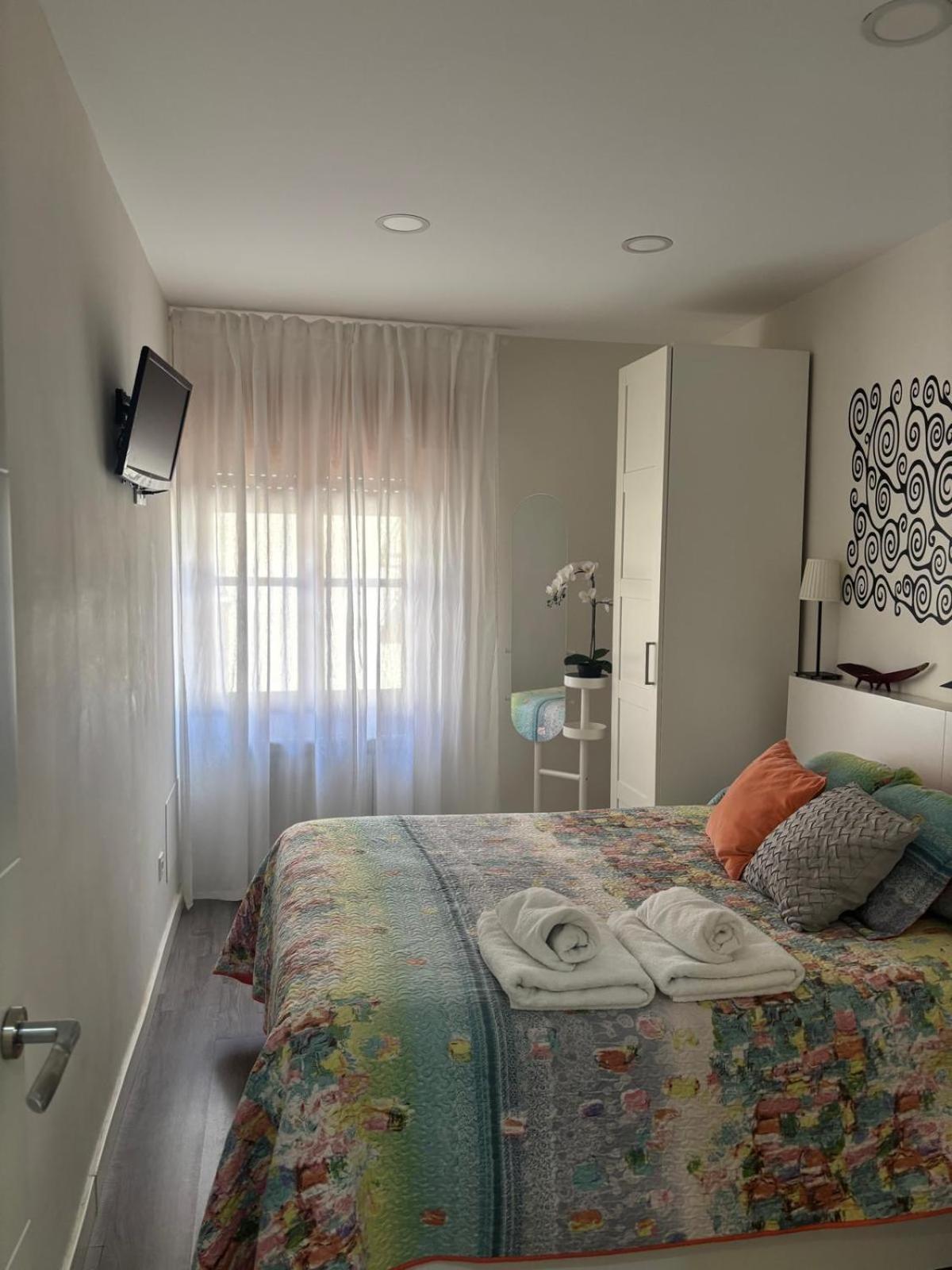 Apartamento Paula 巴利亚多利德 外观 照片